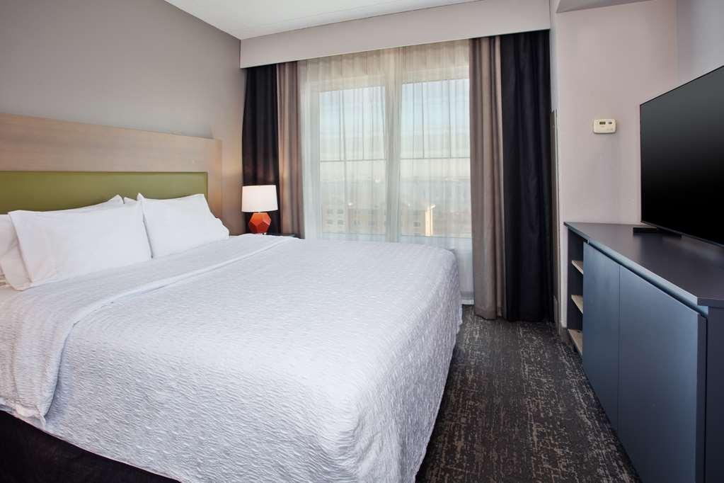 Hampton Inn And Suites Newark Airport Elizabeth Habitación foto