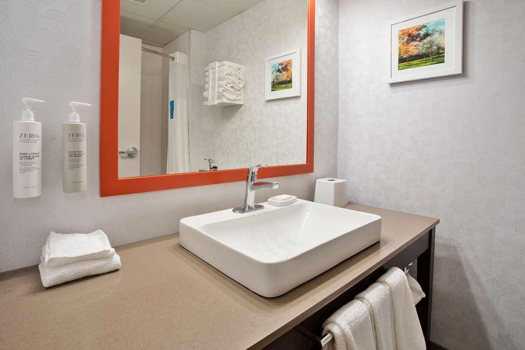 Hampton Inn And Suites Newark Airport Elizabeth Habitación foto