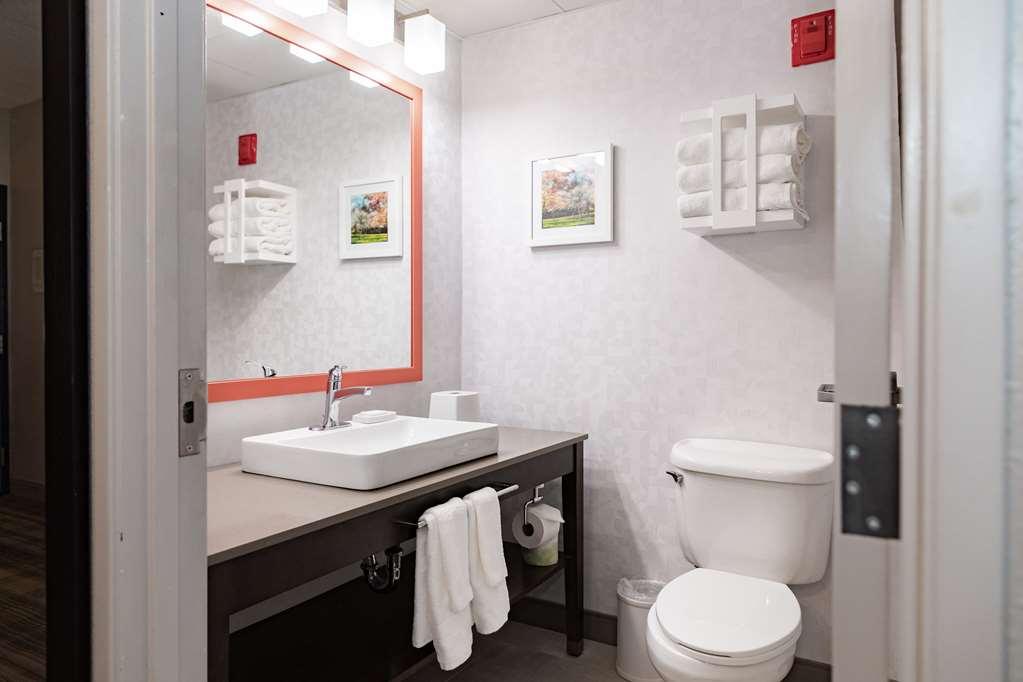 Hampton Inn And Suites Newark Airport Elizabeth Habitación foto